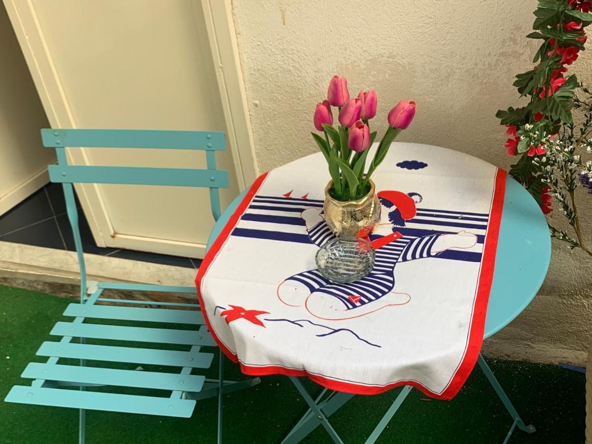 Reginella Holiday Home Наполи Екстериор снимка